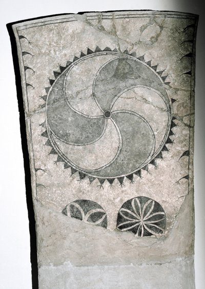 Riimukivi aurinkosymbolilla, 7.-8. vuosisata tekijältä Viking