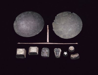 Tasapainopalkki vaakasarjalle, viikinkivenehautauksesta Kiloran Bayssa, Colonsayssa, Argyllissa, 875-925 jKr (pronssi) tekijältä Viking Viking