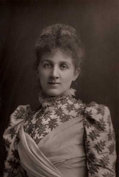 ""Liza Lehmann (Elizabetta Nina Mary Frederika Lehmann - 1862-1918) englantilainen sopraano ja säveltäjä. (woodbury-tyyppi) tekijältä W. and D. (after) Downey