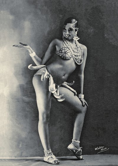 Josephine Baker amb el seu famós vestit de banana c.1927 (foto b/n) finlandès tekijältä Walery