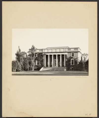 [Wheaton College: The Library (1923)] tekijältä Walker Evans