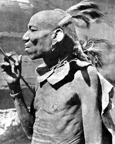 Turkana-heimon mies, Kenia, Afrikka, 1936. tekijältä Wide World Photos
