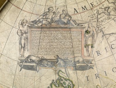 Maanpäällinen lattiaglobus, yksityiskohta kartturista, n.1650 (papier mache, kipsi, kuparikaiverrus, muste, lakka, messinki, puu, paperi). tekijältä Willem Blaeu