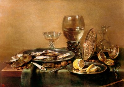 Ostereista, sitruunasta, lasista ja kultaisista astioista koostuva asetelma tekijältä Willem Claesz. Heda
