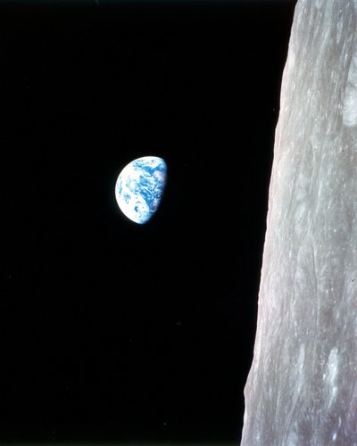 Earthrise - Apollo 8, 24. joulukuuta 1968. tekijältä William A Anders