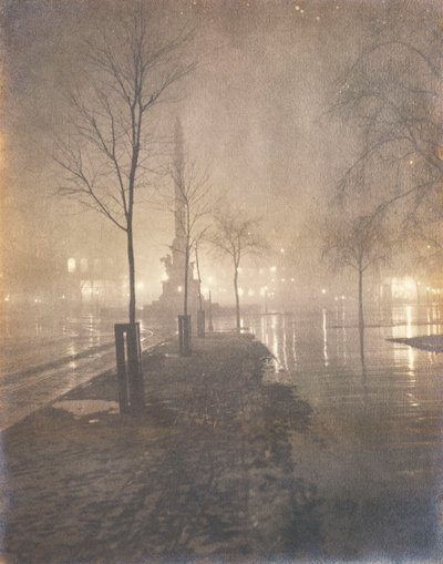 Märkä yö, Columbus Circle, New York, 1897-98 tekijältä William A. Fraser