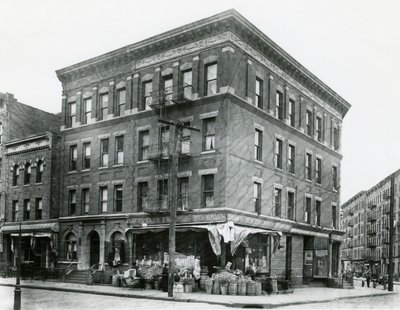 767 East 152nd Street, 7. joulukuuta 1915 tekijältä William Davis Hassler