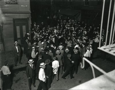 Evankelistakomitea Pell Streetillä, 6. elokuuta 1916 tekijältä William Davis Hassler