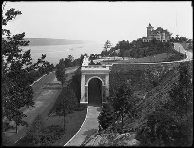 Tryon Hall, Billings Estate, Inwood, New York City, n. 1914 tekijältä William Davis Hassler