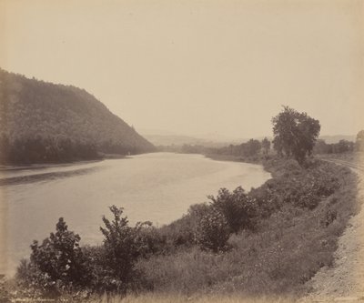 Susquehanna Standing Stonessa tekijältä William H. Rau
