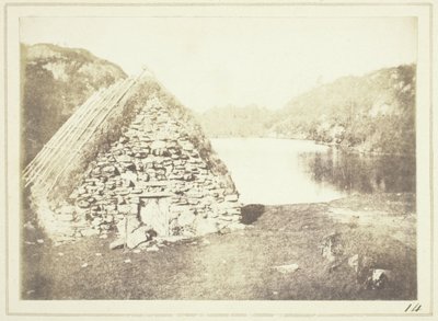 Highland Hut Loch Katrinen rannalla tekijältä William Henry Fox Talbot