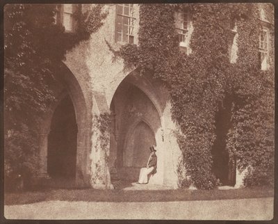 Pastori Calvert Jones Lacock Abbeyn luostarikäytävissä tekijältä William Henry Fox Talbot