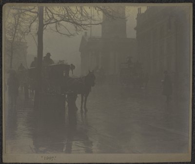 Trafalgar Square tekijältä William Henry Fox Talbot