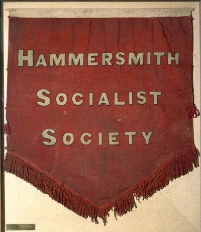 Hammersmith Socialist Societyn lippu (tekstiili) tekijältä William Morris