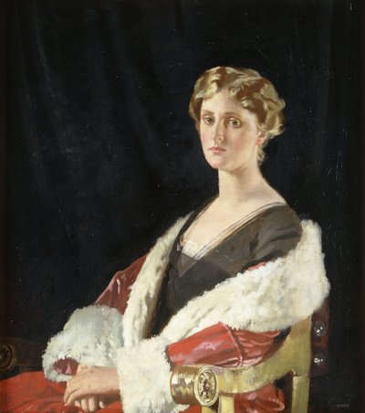 Muotokuva Nancy Oswald Smithistä, istuva puolipitkä, punaisessa turkisvuoratussa takissa, 1915 tekijältä William Orpen