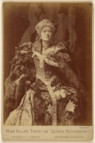 Neiti Ellen Terry roolissa "Kuningatar Katherine" tekijältä Window and Grove