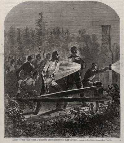 Yorktownin linnoitusten ulkopuolella olevat kapinalliset suorittavat tiedustelua pimeässä lyhtyjen valossa tekijältä Winslow Homer