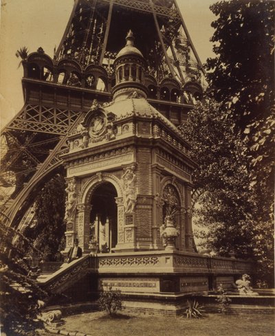 Pavilion Perusson, Paris Exposition tekijältä . .