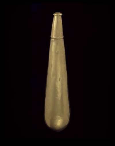 Tear-Shaped Coca Flask, 200-1600 AD (kulta) tekijältä civilization Quimbaya