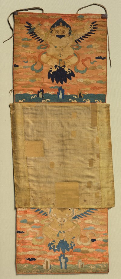 Vajrapani Brodeerattu vuori Garudalla, maalaus 1600-luku, kirjonta n. 1300. tekijältä the Tenth Black Hat Karmapa Chöying