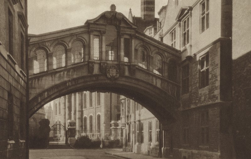 Hertford College, The Bridge (m/w kuva) tekijältä (after) English photographer