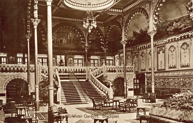 Winter Gardens, Blackpool (m/w kuva) tekijältä (after) English photographer