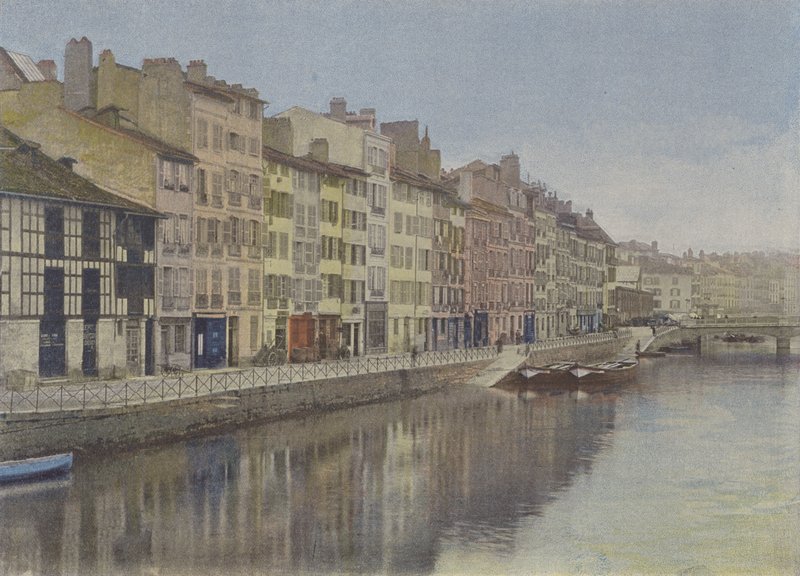 Bayonne, Nive-joen laituri (värillinen kuva) tekijältä (after) French Photographer