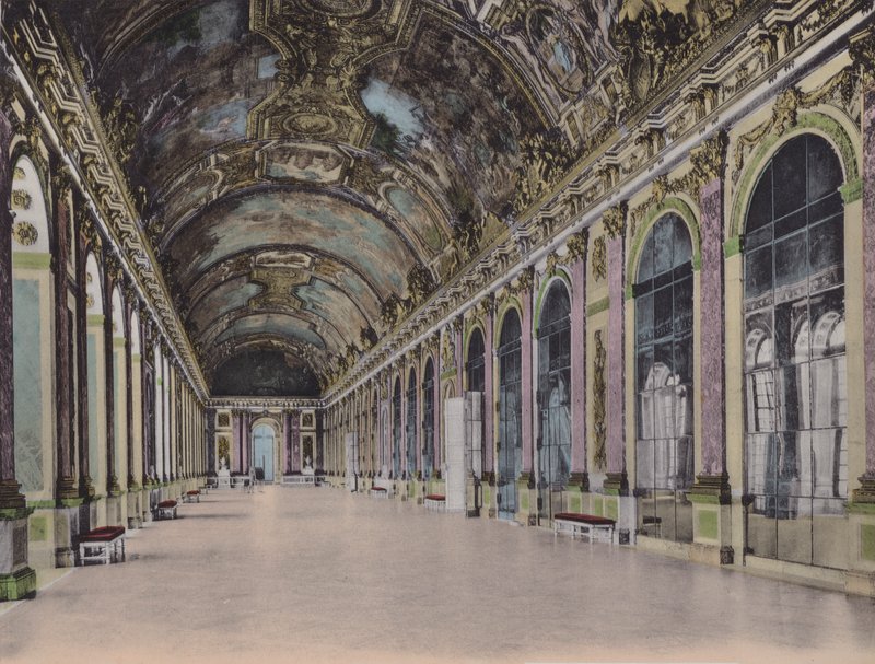 Galerie des Glaces, Glass Gallery (värillinen valokuva) tekijältä (after) French Photographer