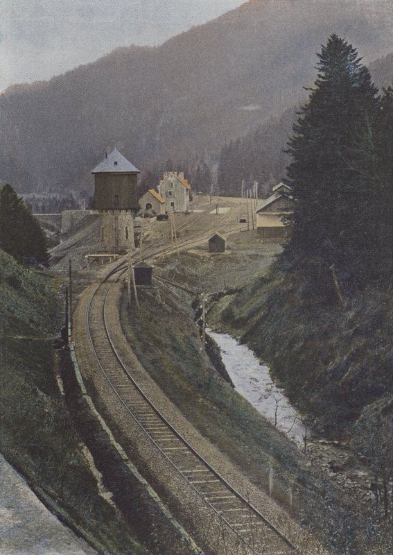 Liorant Station (värillinen kuva) tekijältä (after) French Photographer