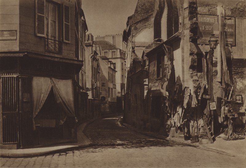 Rue de Lourcine (m/w kuva) tekijältä (after) French Photographer