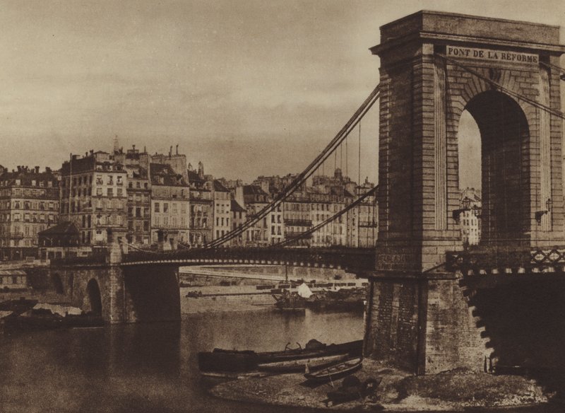 Pont Louis-Philippe, uudistuksen silta vuoden 1848 vallankumouksen aikana (b/w kuva) tekijältä (after) French Photographer