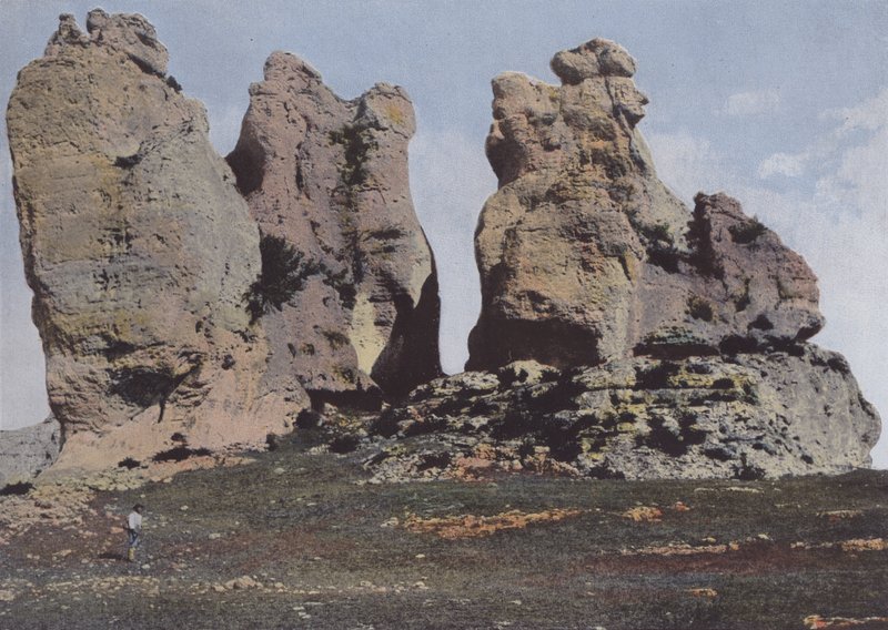 Roquesourde (värillinen kuva) tekijältä (after) French Photographer