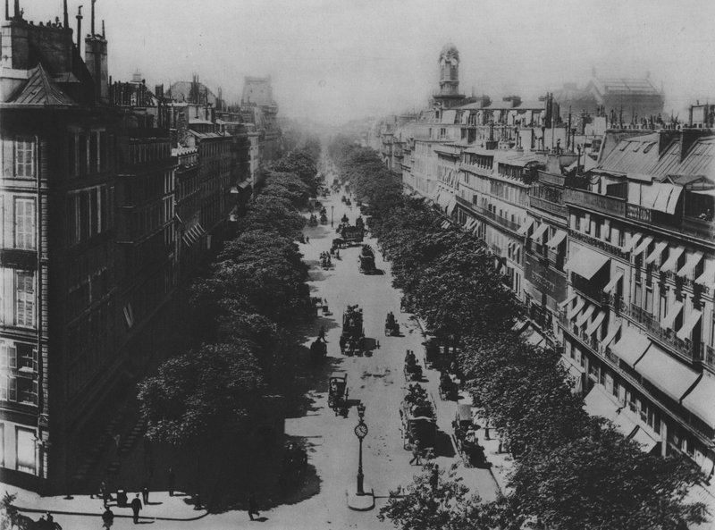 Grand Boulevards at the Square Druot (m/w kuva) tekijältä (after) French Photographer