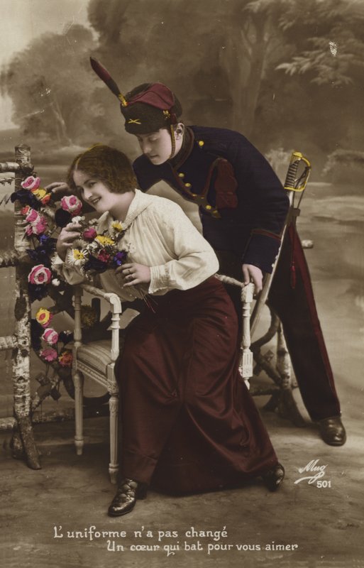 Tyttö sotilaan kanssa tekijältä French Photographer