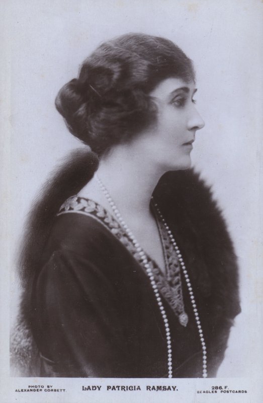 Lady Patricia Ramsay (m/w kuva) tekijältä Alexander Corbett