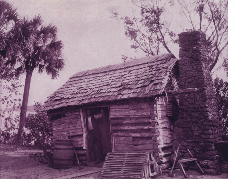 Vanha mökki Georgiassa (m/w kuva) tekijältä American Photographer (after)
