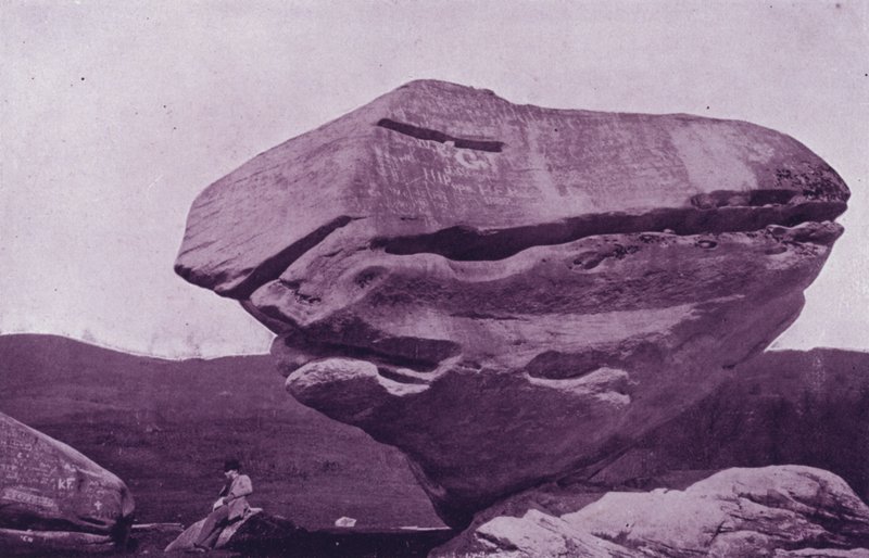 Balanced Rock, lähellä Pittsfieldiä, Massachusetts (m/w kuva) tekijältä American Photographer (after)