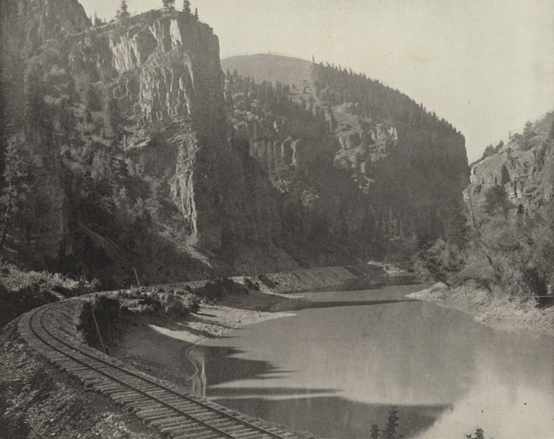 Echo Cliffs, Canyon of the Grand River, Colorado (m/w kuva) tekijältä American Photographer (after)