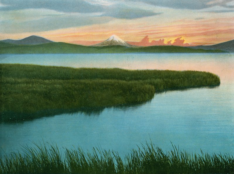 Mount McLaughlin Upper Klamath Lakesta (kuva) tekijältä American Photographer (after)