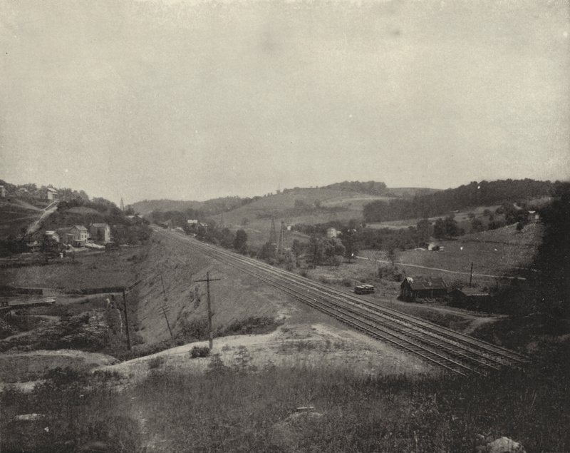 Natural Gas Wells, Grapeville, Pennsylvania (m/w kuva) tekijältä American Photographer (after)