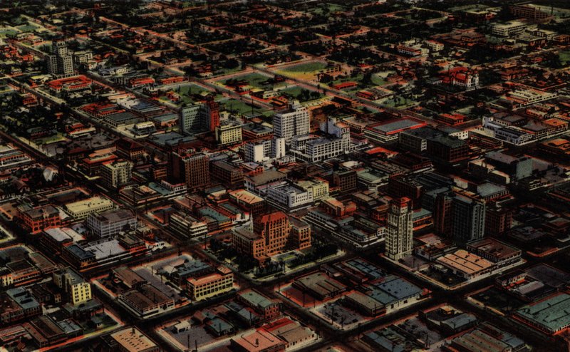 Phoenix, Arizona: Phoenixin yritysosasto (kuva) tekijältä American Photographer (after)