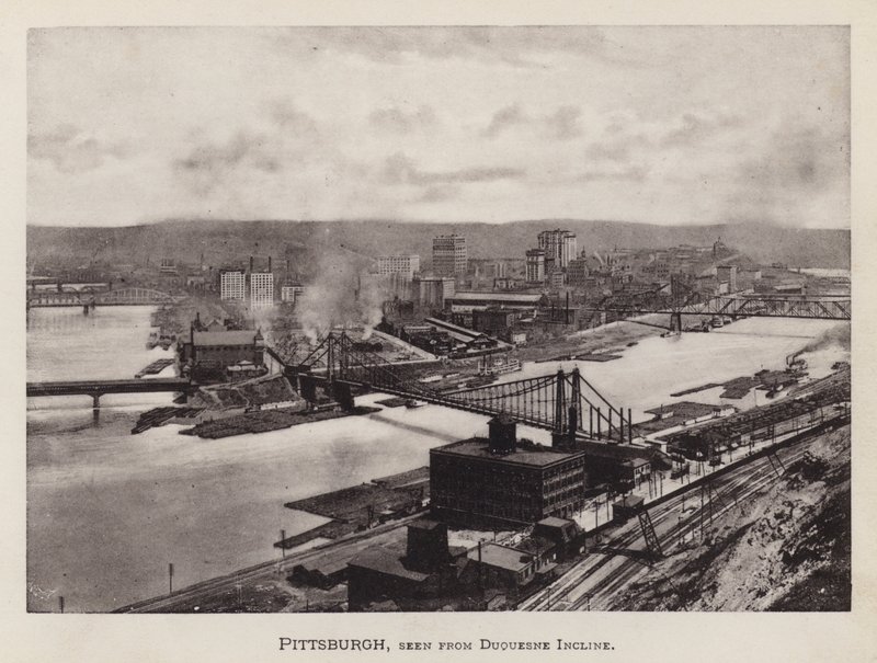 Pittsburgh: Pittsburgh Duquesne Inclinesta katsottuna (m/w kuva) tekijältä American Photographer (after)