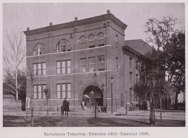 Savannah Theatre, pystytetty 1813, uusittu 1895 (m/v kuva) tekijältä American Photographer (after)