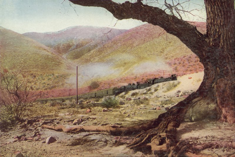 Nouseva Cajon Pass, Kalifornia (värillinen kuva) tekijältä American Photographer