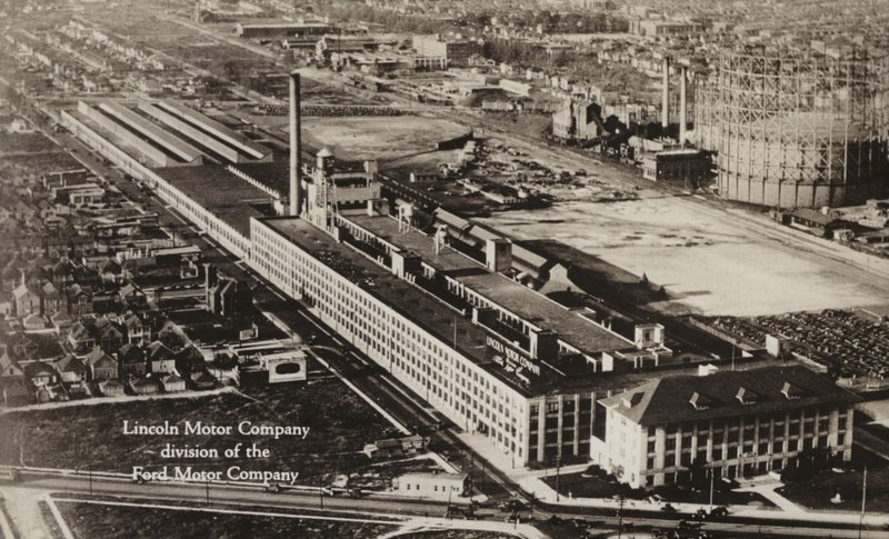 Ford Motor Companyn Lincoln Motor Companyn osasto, Detroit, Michigan tekijältä American Photographer