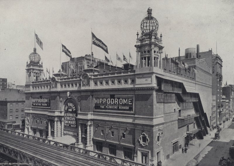 New York: New York Hippodrome (s/w-kuva). tekijältä American Photographer