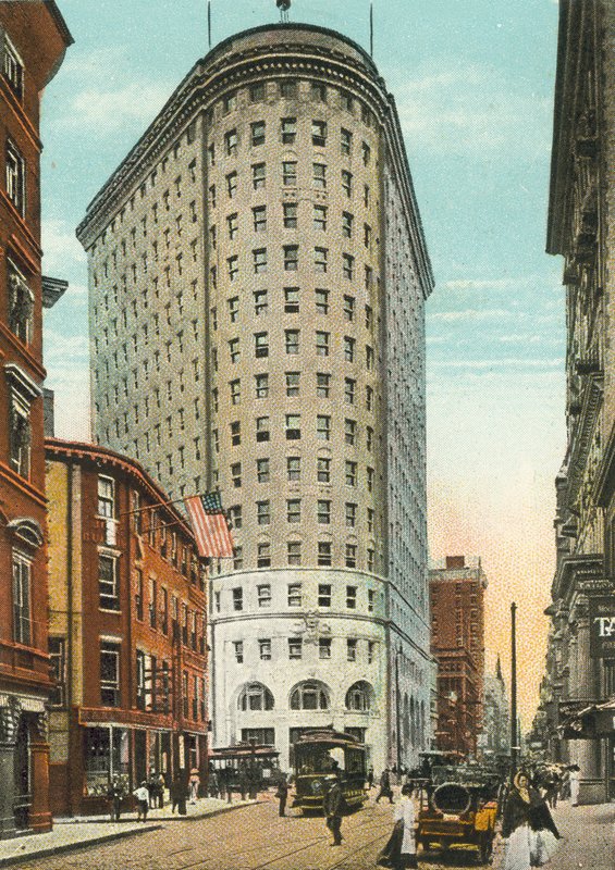 Providence, Rhode Island: Turks Head Building ja Westminster Street (värillinen kuva). tekijältä American Photographer