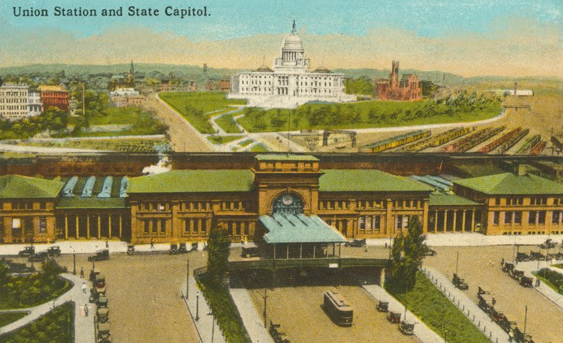 Providence, Rhode Island: Union Station ja State Capitol (värillinen kuva). tekijältä American Photographer