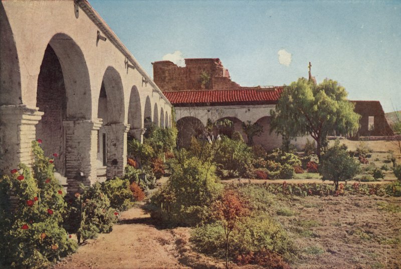 San Juan Capistrano Mission, Kalifornia (värillinen kuva) tekijältä American Photographer
