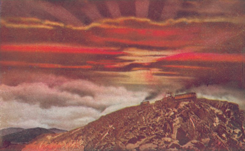 Auringonlasku Pikes Peakillä (värikuva) tekijältä American Photographer